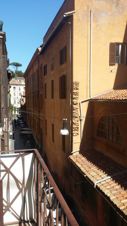 Affittacamere Cenci Bb Via Del Corso Roma
