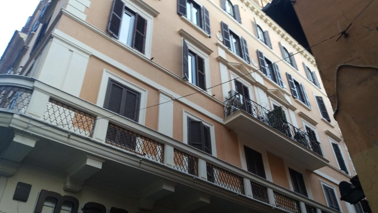 Affittacamere Cenci Bb Via Del Corso Roma