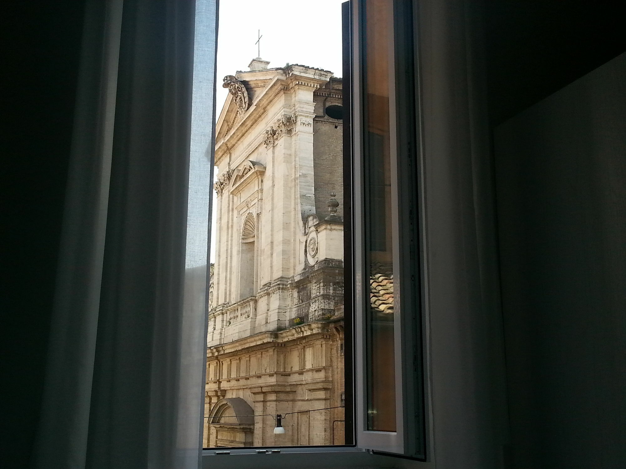 Cenci Bb Via Del Corso Affittacamere